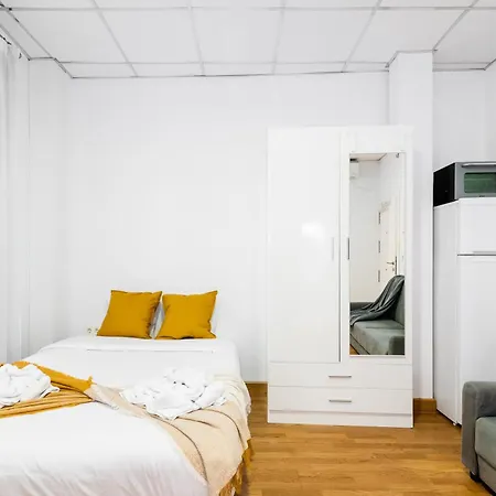 Wekey Homes, Centro Catedral Apartment *